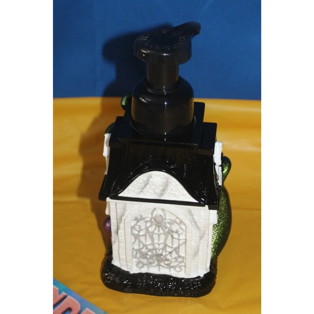 Bath And Body Works Haunted House Soap Dispenser Halloween 2024